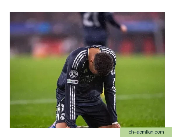 奥克兰城爆冷不敌伯肯赫特联主场失守遗憾吞下关键失利一战